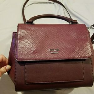 Guess purse